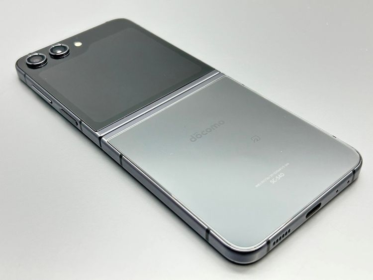 �����ʡ�SC-54D Galaxy Z Flip5 ����ե����� 206815-