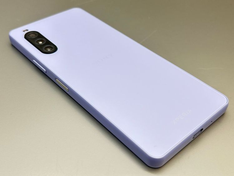 �����ʡ�SOG11 Xperia 10 V ��٥���� D889401-
