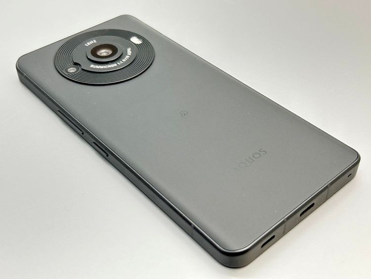 ��Ķ���ʡ�A301SH AQUOS R8 pro �֥�å� 769850A