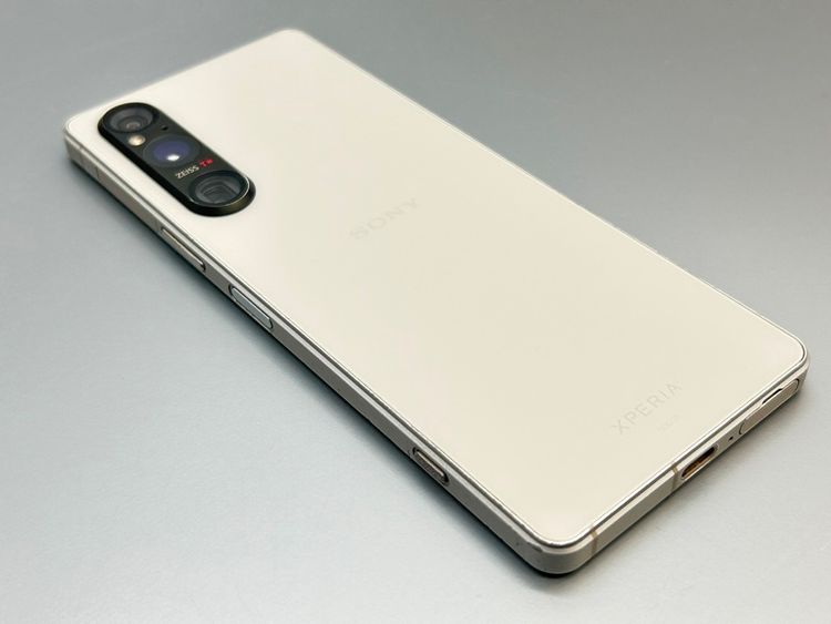 ��������š�SOG10 Xperia 1 V �ץ���ʥ���С� D547485-