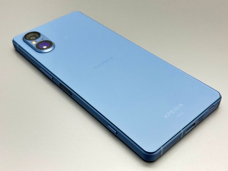 ��Ķ���ʡ�SOG12 Xperia 5 V �֥롼 148262A