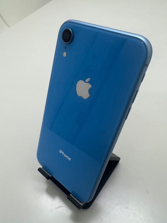 iPhone XR 64GB �֥롼 SIM�ե꡼�ڥХåƥ꡼ 80���