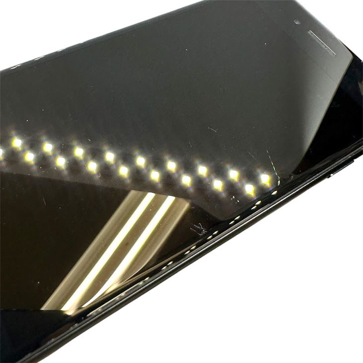 �ڥХåƥ꡼99%��iPhone��SE����3�����64GB���ߥåɥʥ��ȡ�SIM�ե꡼��au��