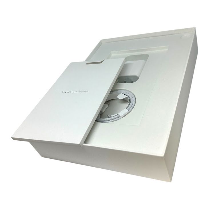 �ڥХåƥ꡼100%��iPadAir��11�������8�����M4�ˡ�Wi��Fi��128GB