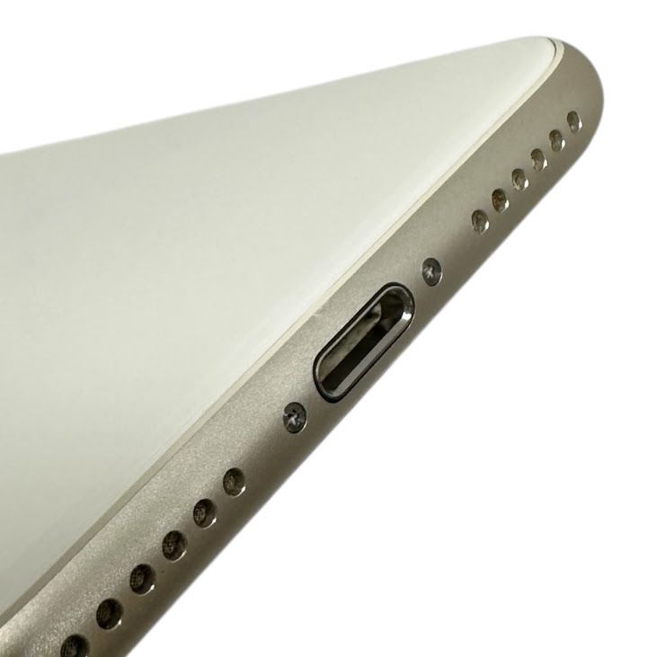 �ڥХåƥ꡼82%��iPhone��SE����3�����64GB���������饤�ȡ�SIM�ե꡼