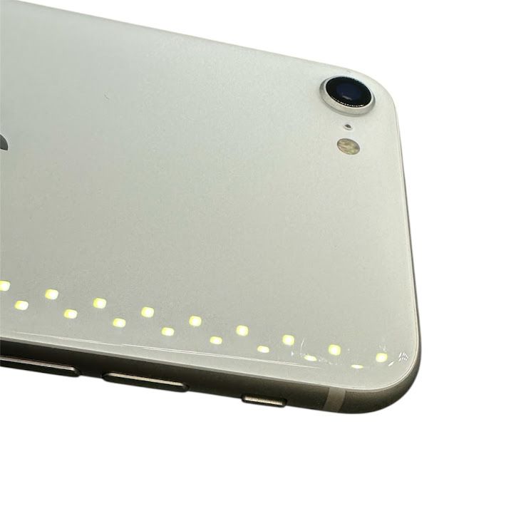 �ڥХåƥ꡼91%��iPhone��SE����2�����64GB���ۥ磻�ȡ�SIM�ե꡼��au��