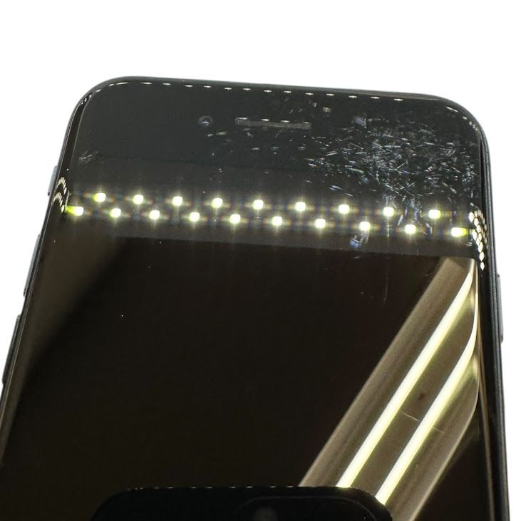 �ڥХåƥ꡼99%��iPhone��SE����3�����64GB���ߥåɥʥ��ȡ�SIM�ե꡼��au��