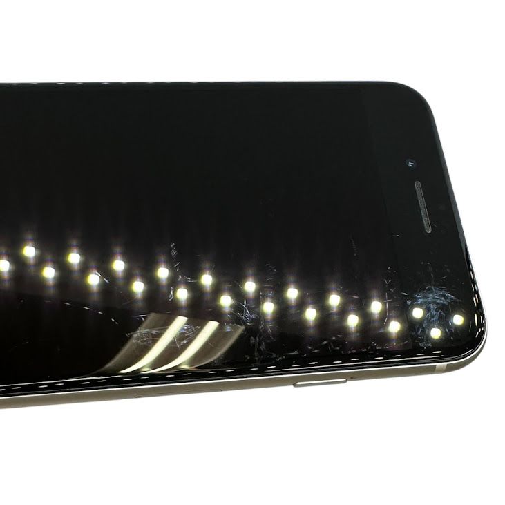 �ڥХåƥ꡼100%��iPhone��SE����2�����64GB���ۥ磻�ȡ�SIM�ե꡼���ɥ�����
