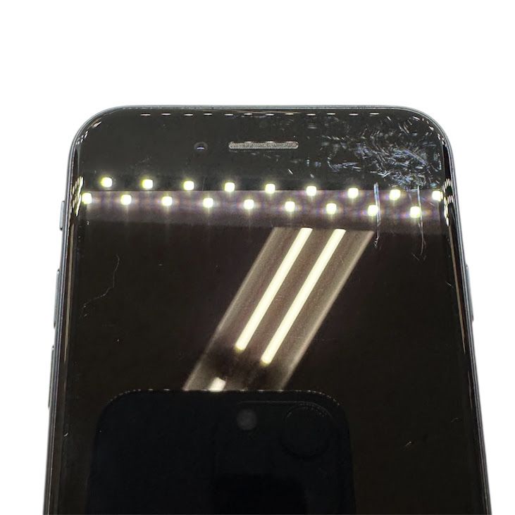 �ڥХåƥ꡼92%��iPhone��SE����3�����128GB���ߥåɥʥ��ȡ�SIM�ե꡼��au��