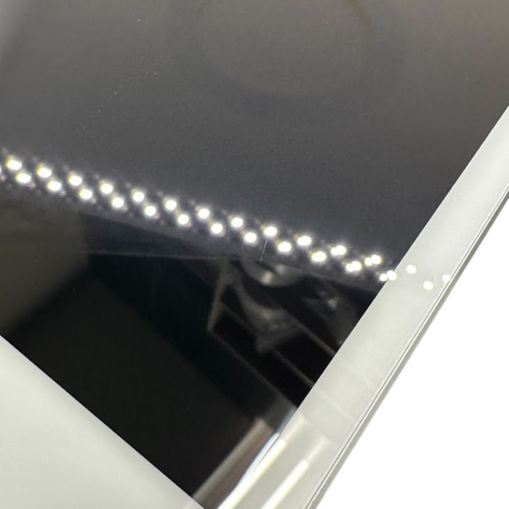 �ڥХåƥ꡼100%��iPad��8������顼��32GB������С���SIM�ե꡼�����եȥХ���