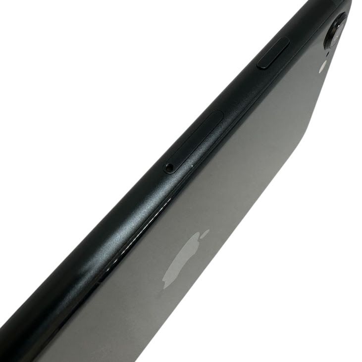 �ڥХåƥ꡼100%��iPhone��SE����3�����64GB���ߥåɥʥ��ȡ�SIM�ե꡼��au��