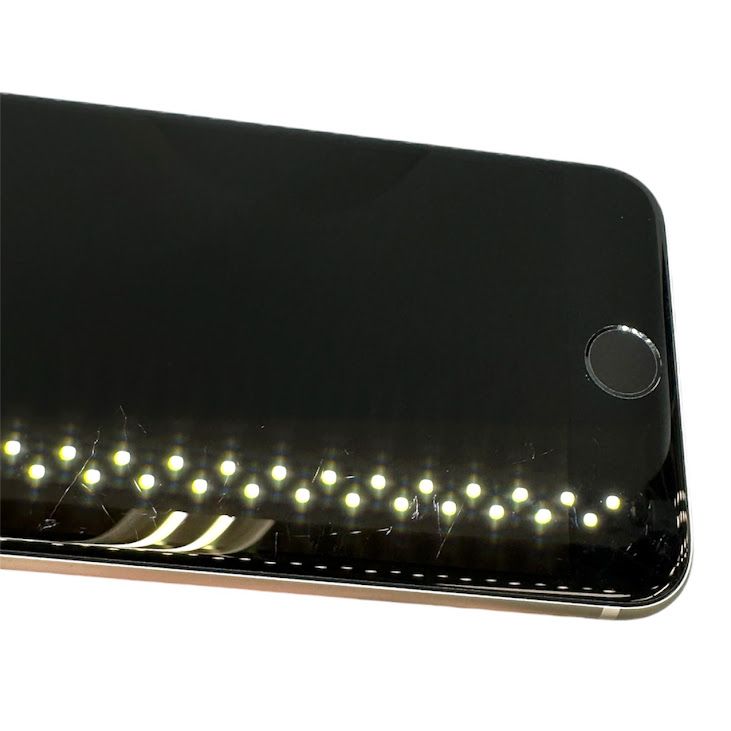 �ڥХåƥ꡼94%��iPhone��SE����2�����64GB���ۥ磻�ȡ�SIM�ե꡼��au��