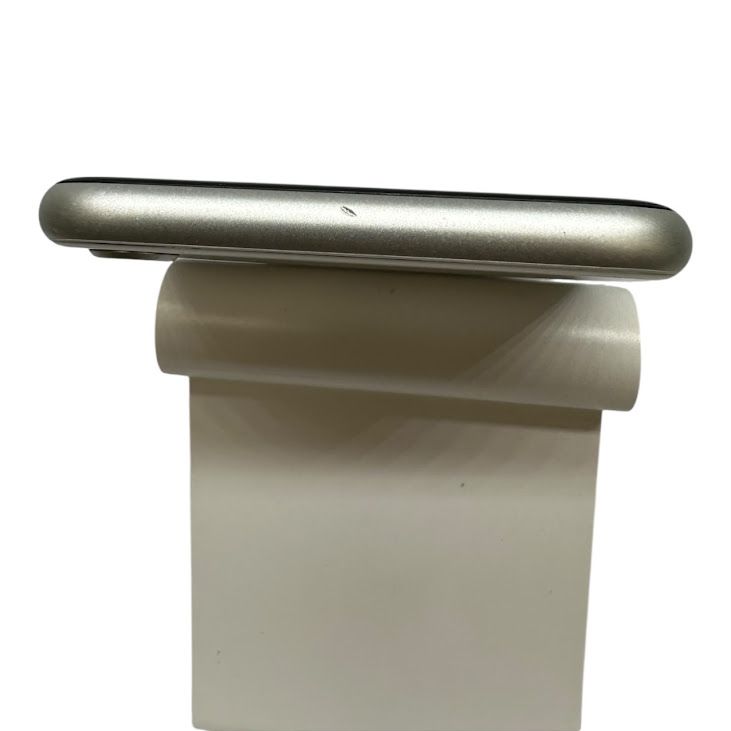 iPhone��SE����2�����64GB���ۥ磻�ȡ�SIM�ե꡼�����եȥХ���