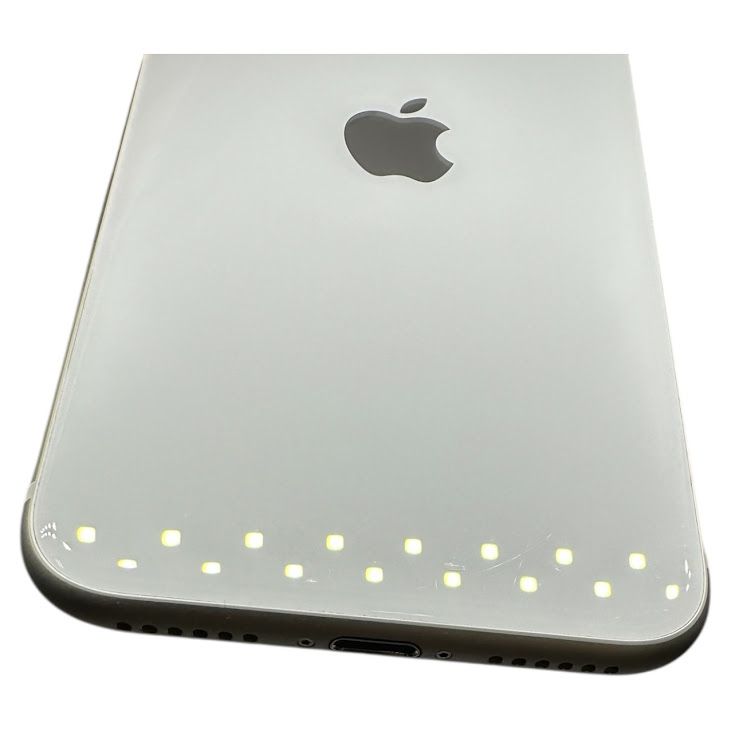 iPhone��SE����2�����128GB���ۥ磻�ȡ�SIM�ե꡼��au��