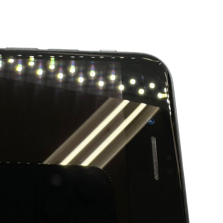 �ڥХåƥ꡼83%��iPhone��SE����2�����64GB���֥�å���SIM�ե꡼���ɥ�����