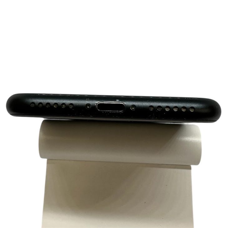 �ڥХåƥ꡼83%��iPhone��SE����3�����128GB���ߥåɥʥ��ȡ�SIM�ե꡼��au��