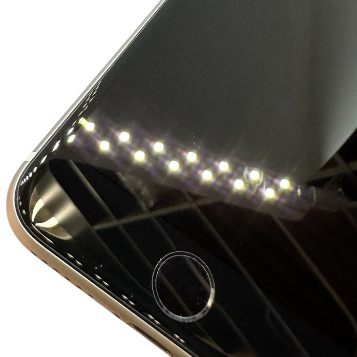 iPhone��SE����2�����128GB���ۥ磻�ȡ�SIM�ե꡼���ɥ�����