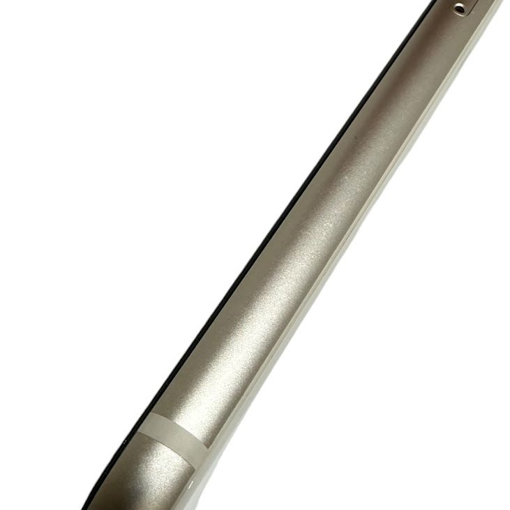 �ڥХåƥ꡼82%��iPhone��SE����3�����64GB���������饤�ȡ�SIM�ե꡼��au��