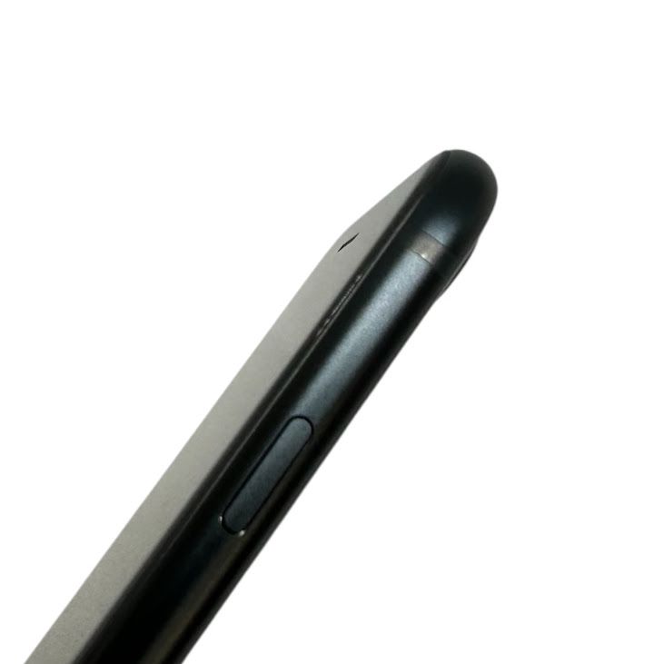 �ڥХåƥ꡼100%��iPhone��SE����3�����64GB���ߥåɥʥ��ȡ�SIM�ե꡼��au��
