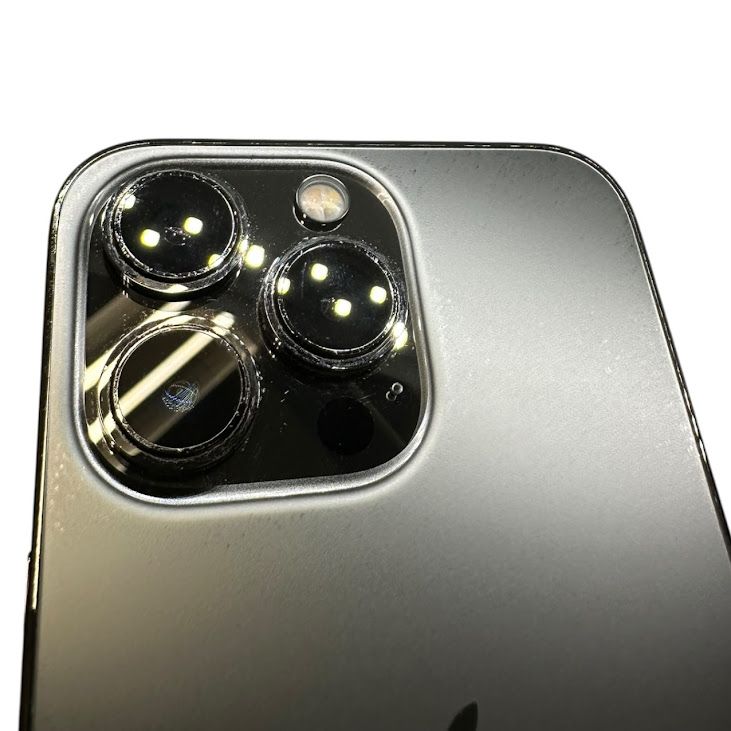 �ڥХåƥ꡼83%��iPhone��13Pro��256GB������ե����ȡ�SIM�ե꡼��au��