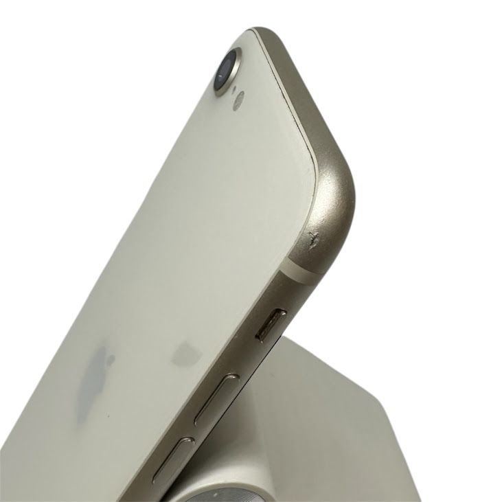 �ڥХåƥ꡼83%��iPhone��SE����3�����128GB���������饤��