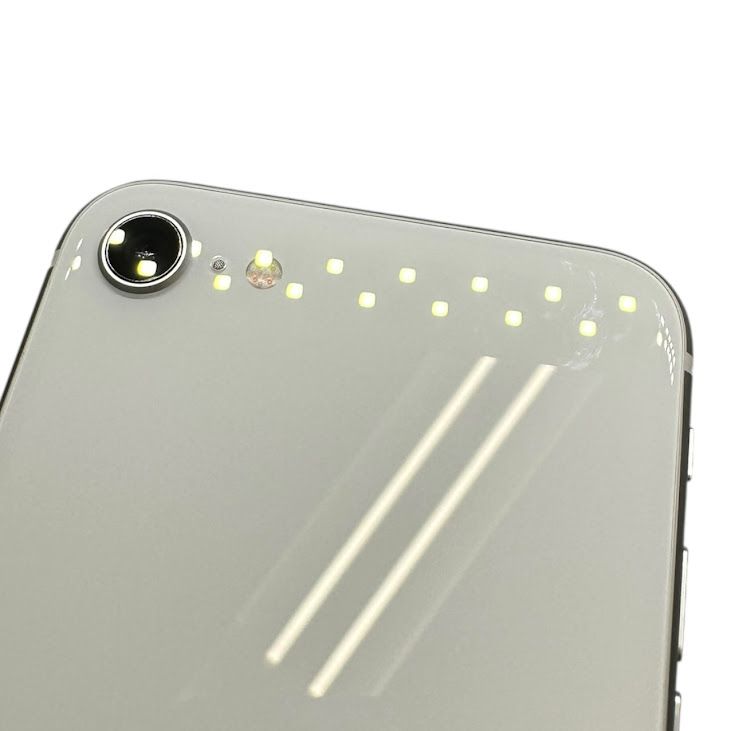 �ڥХåƥ꡼100%��iPhone��SE����2�����64GB���ۥ磻�ȡ�SIM�ե꡼��au��