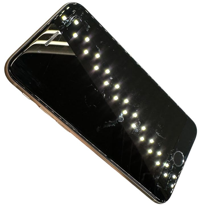 �ڥХåƥ꡼83%��iPhone��SE����3�����128GB���������饤��