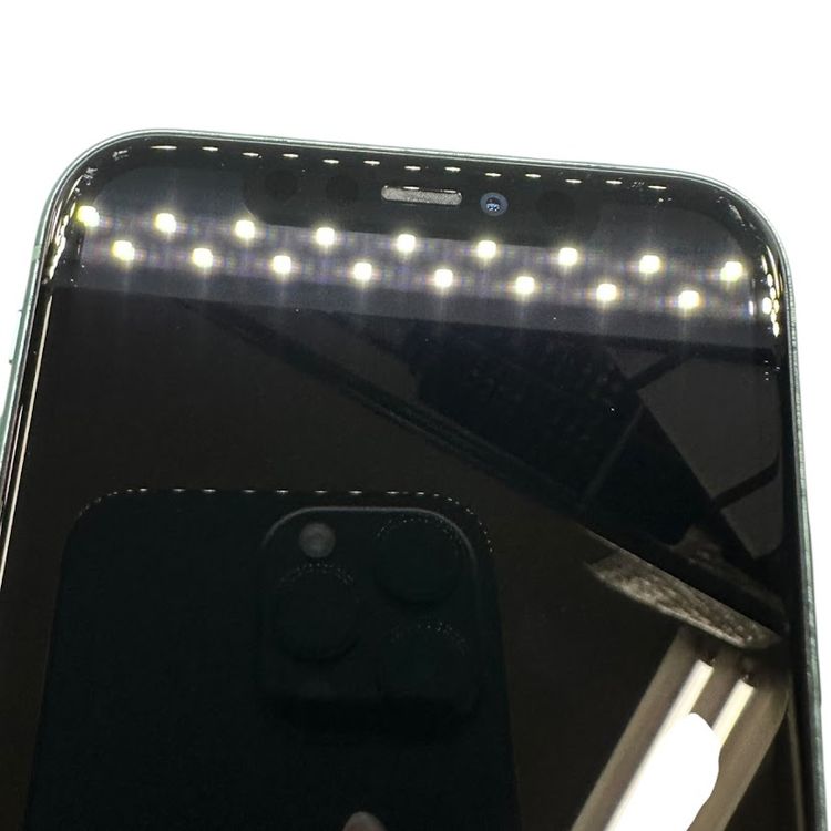 ڥХåƥ꡼81%iPhone11256GB꡼SIMե꡼au