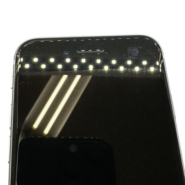 �ڥХåƥ꡼100%��iPhone��SE����2�����64GB���ۥ磻�ȡ�SIM�ե꡼���ɥ�����