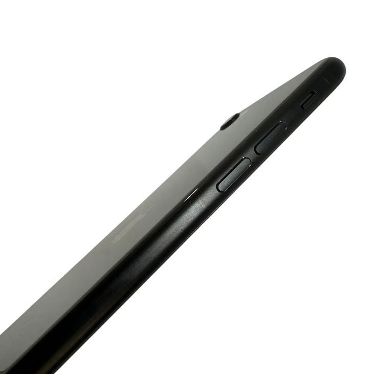 �ڥХåƥ꡼90%��iPhone��SE����2�����64GB���֥�å���SIM�ե꡼���ɥ�����
