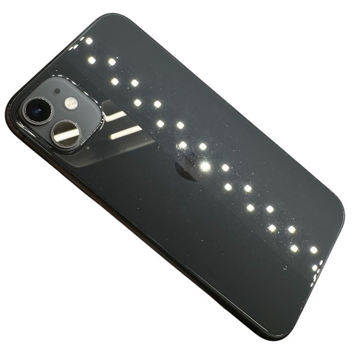 �ڥХåƥ꡼87%��iPhone��11��64GB���֥�å���SIM�ե꡼���ɥ�����