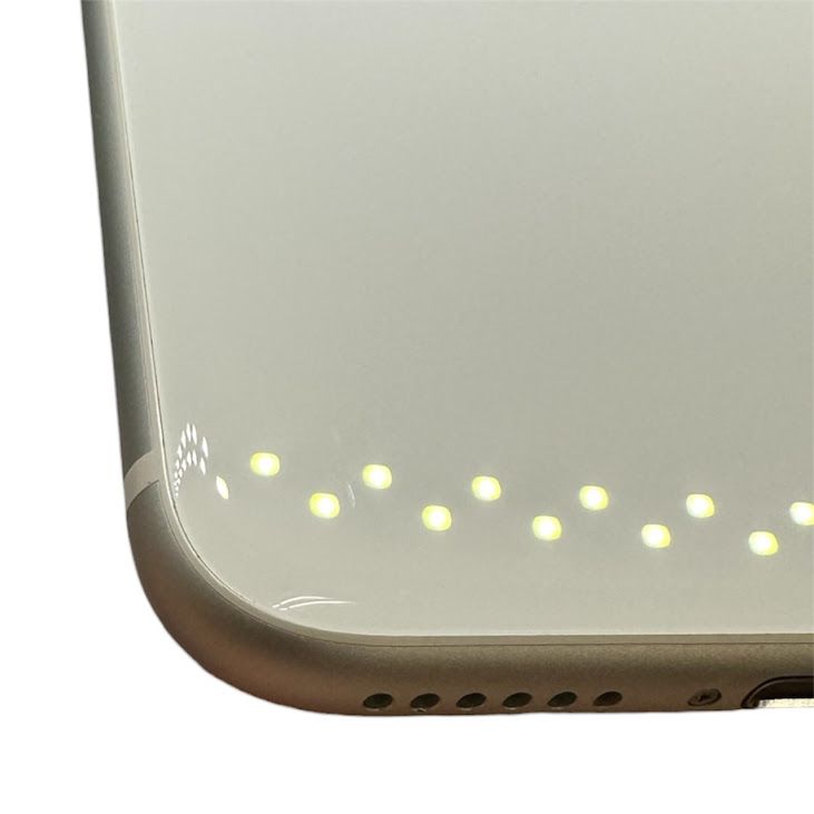 �ڥХåƥ꡼91%��iPhone��SE����2�����64GB���ۥ磻�ȡ�SIM�ե꡼���ɥ�����