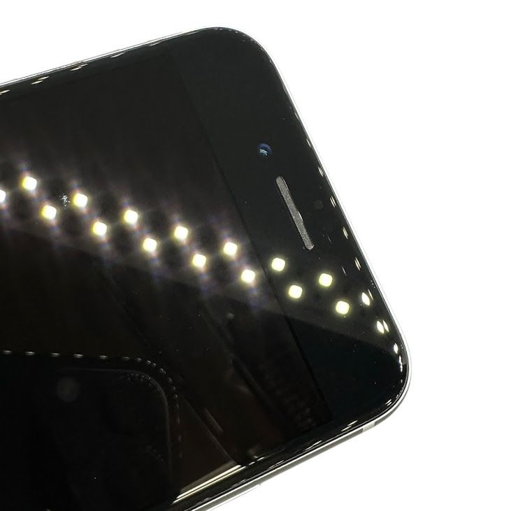 iPhoneSE2ˡ128GBۥ磻ȡSIMե꡼au