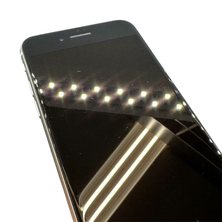 �ڥХåƥ꡼84%��iPhone��SE����2�����64GB���ۥ磻�ȡ�SIM�ե꡼���ɥ�����