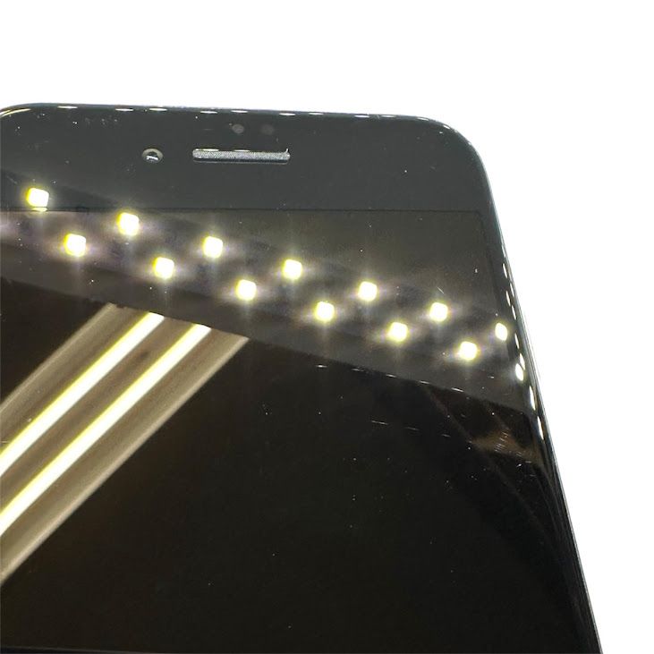 �ڥХåƥ꡼89%��iPhone��SE����2�����64GB���ۥ磻�ȡ�SIM�ե꡼��au��