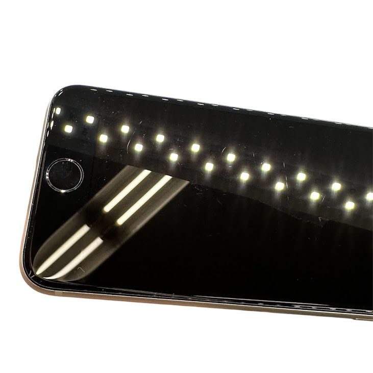 �ڥХåƥ꡼84%��iPhone��SE����2�����64GB���ۥ磻�ȡ�SIM�ե꡼���ɥ�����