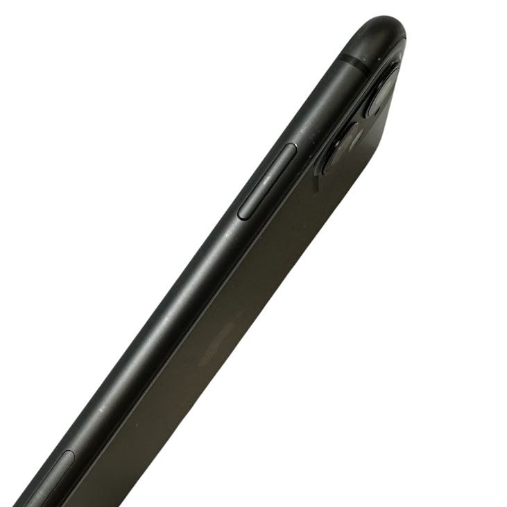 �ڥХåƥ꡼87%��iPhone��11��64GB���֥�å���SIM�ե꡼���ɥ�����