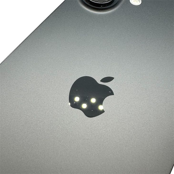 �ڥХåƥ꡼100%��iPhone��16Plus��256GB���֥�å���SIM�ե꡼�����եȥХ���