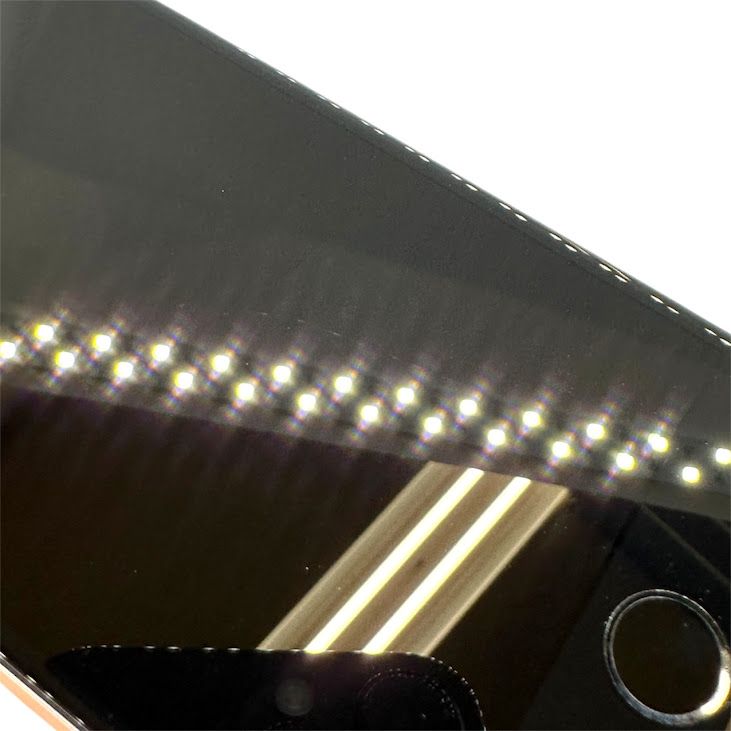 �ڥХåƥ꡼92%��iPhone��SE����2�����64GB���ۥ磻�ȡ�SIM�ե꡼���ɥ�����