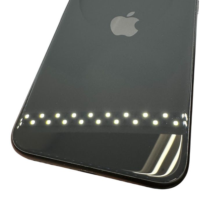 iPhone��SE����2�����64GB���֥�å���SIM�ե꡼��au��