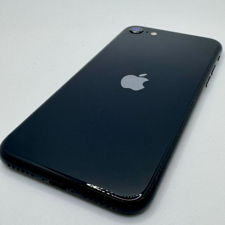 iPhone SE3 64GB �Хåƥ꡼96�� �ߥåɥʥ��� SIM�ե꡼ ����̵�����ڱ���