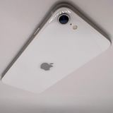 iPhone SE2 64GB �Хåƥ꡼93�� �ۥ磻�� SIM�ե꡼ ����̵�����ڱ���