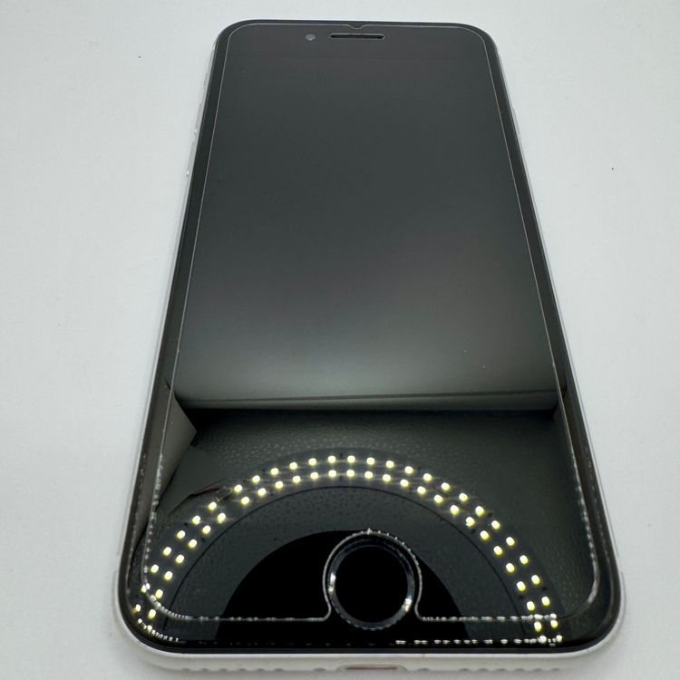 iPhone SE2 64GB �Хåƥ꡼81�� �ۥ磻�� SIM�ե꡼ ����̵�����ڱ���