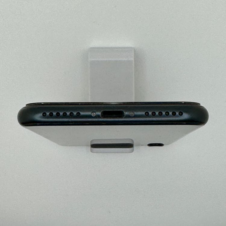 iPhone SE3 64GB Хåƥ꡼98 ߥåɥʥ SIMե꡼ ̵ڱ