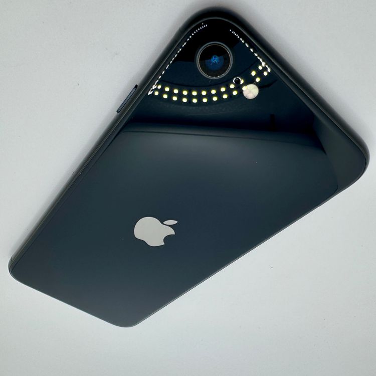 iPhone SE3 128GB �Хåƥ꡼100�� �ߥåɥʥ��� SIM�ե꡼ ����̵�����ڱ���