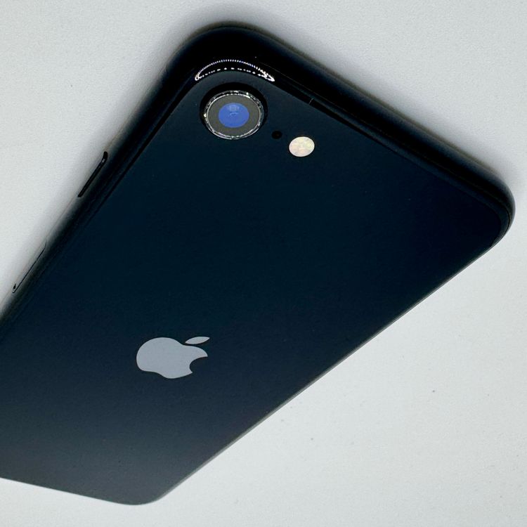 iPhone SE3 64GB �Хåƥ꡼96�� �ߥåɥʥ��� SIM�ե꡼ ����̵�����ڱ���