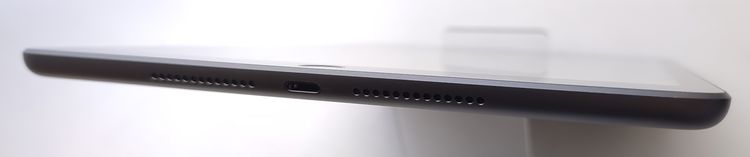 ������ʡ� iPad ��9���� 64GB ���졼 SIM�ե꡼ ��Ƚ�� �Хåƥ꡼100%