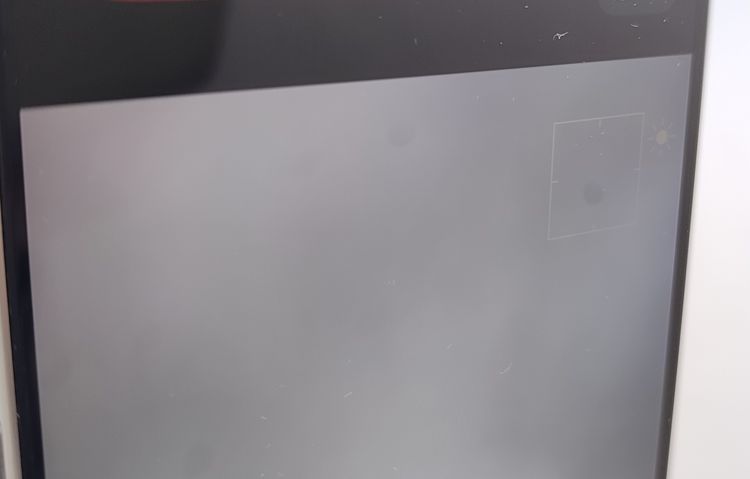 �ڥ���󥯡� iPhone15 Pro Max 512GB �ۥ磻�� SIM�ե꡼ �����˥ҥ�