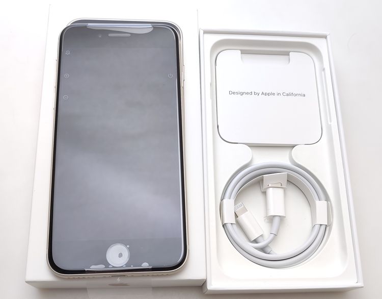 �ڿ���̤���ѡ� iPhone SE3 64GB �������饤�� SIM�ե꡼ ��Ƚ��