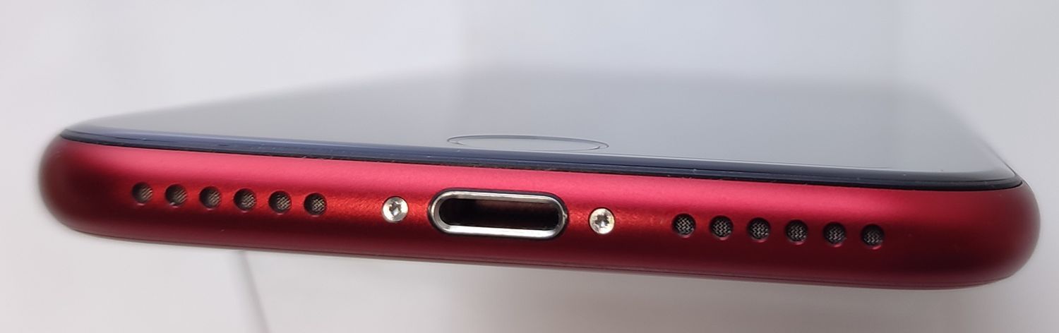 ムスビー｜【美品中古】 iPhone SE3 128GB レッド 国内版SIMフリー 